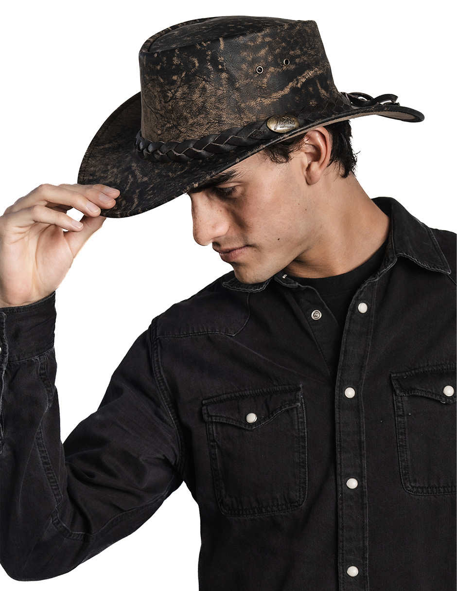 S83936454 - Israel Robles